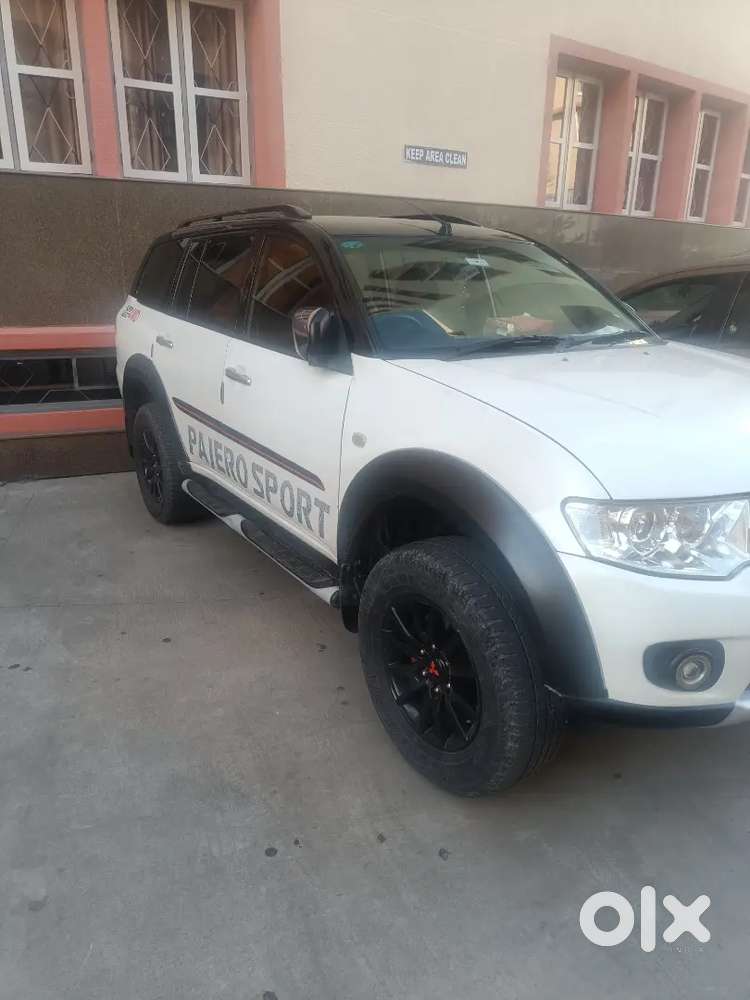 Mitsubishi Pajero Sport Diesel Select Plus 4x4