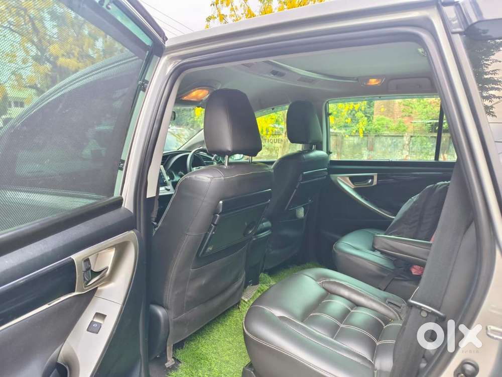 Toyota Innova Crysta 2.4 V 7 Str, 2023, Diesel