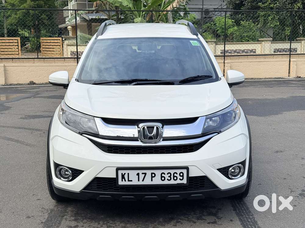 Honda Br-v 1.5 E I-vtec Mt, 2016, Petrol