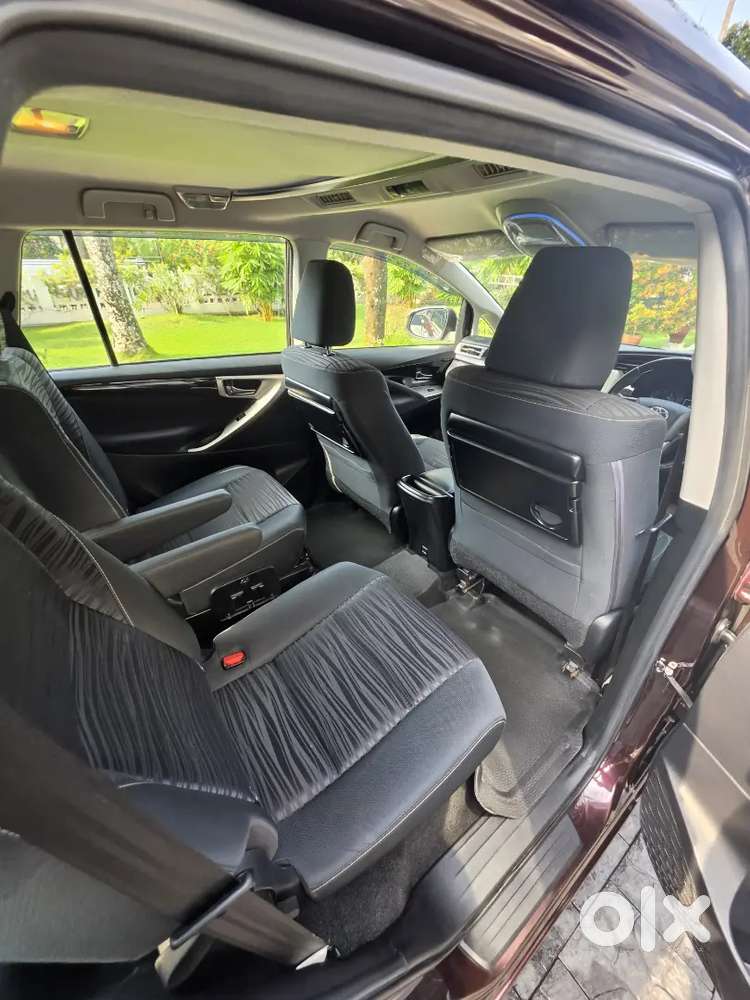 Toyota Innova Crysta 2018