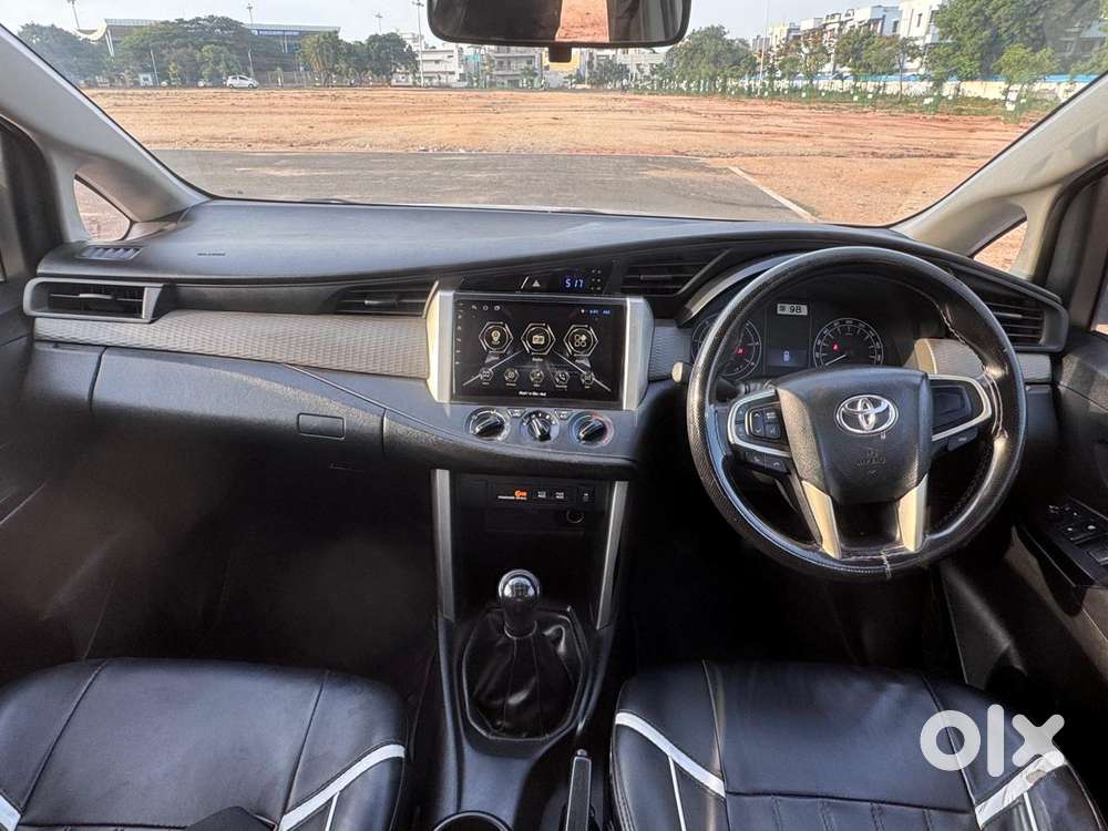 Toyota Innova Crysta 2.4 G Mt, 2023, Diesel
