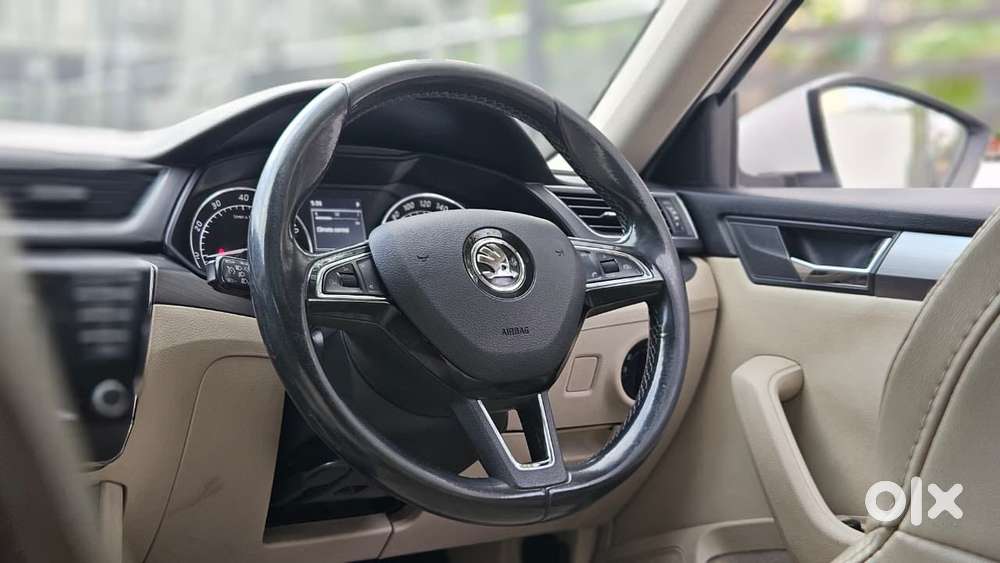 Skoda Superb Style 1.8 Tsi At, 2016, Petrol