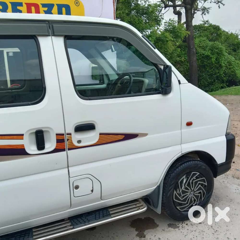 Model 2018
Owner 2
Km 140000
Insurance Thard Party 
Puc 1 Year
Tyre Ne