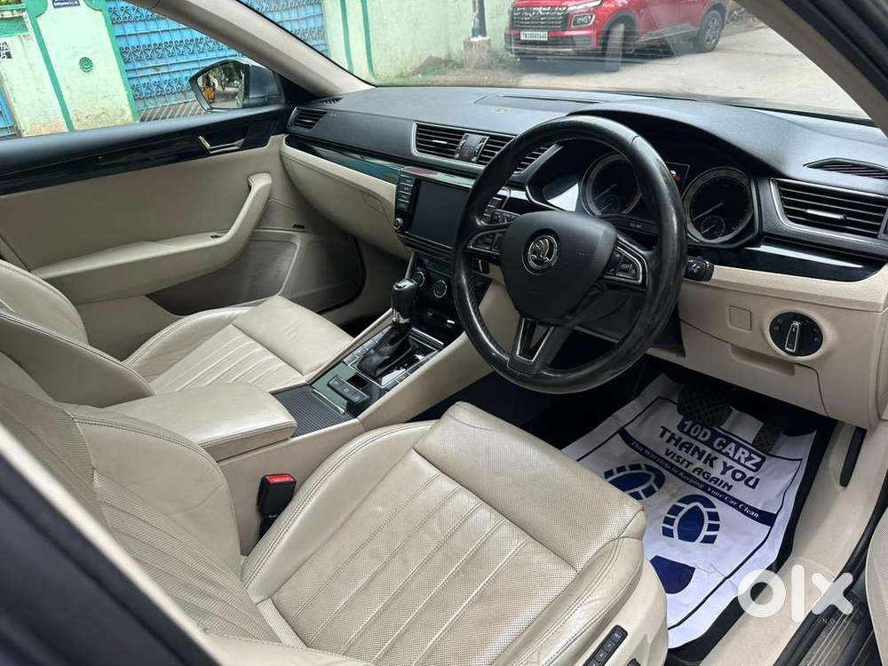 Skoda Superb 2017 Diesel 125000 Km Driven