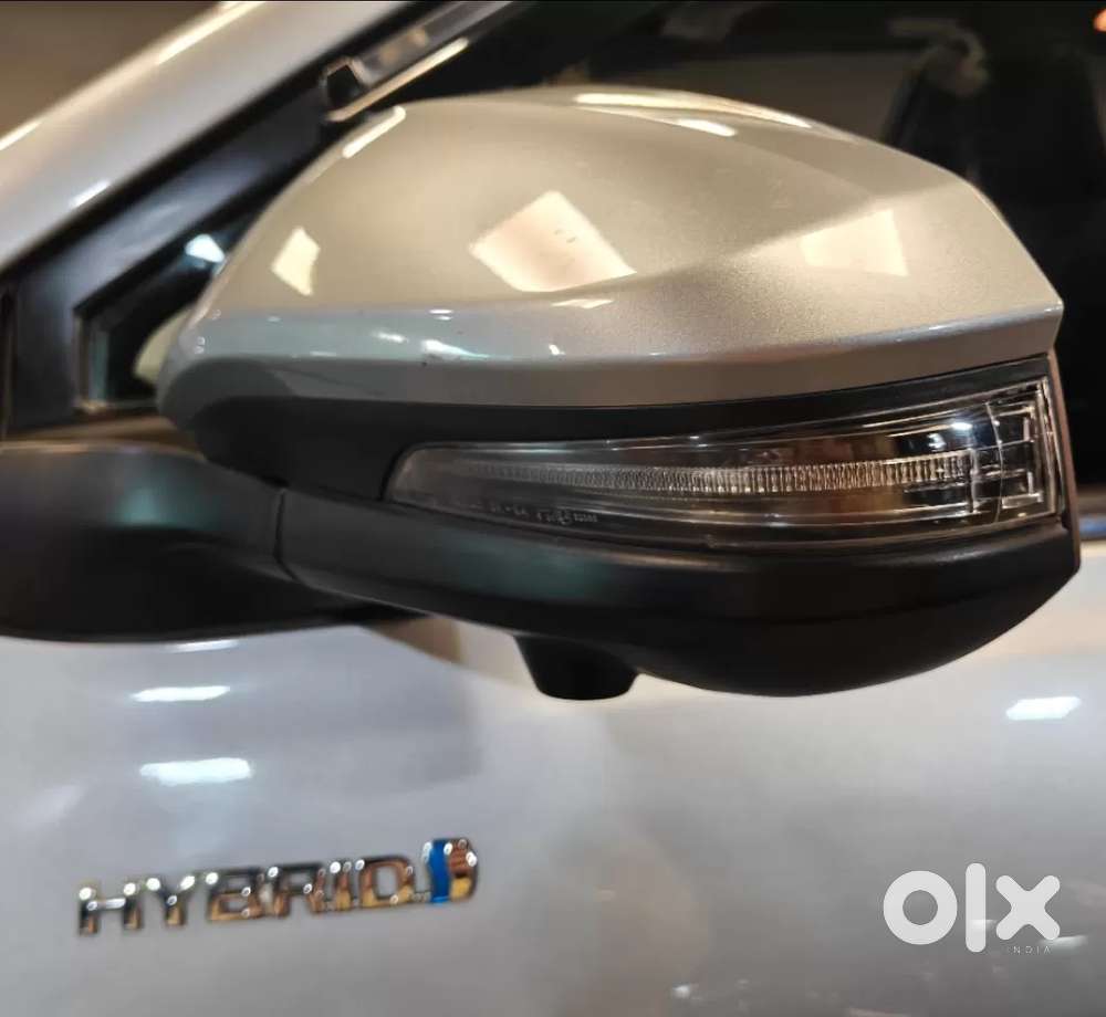 Toyota Innova Hycross 2.0 Zx Hybrid 7 Str, 2024, Petrol