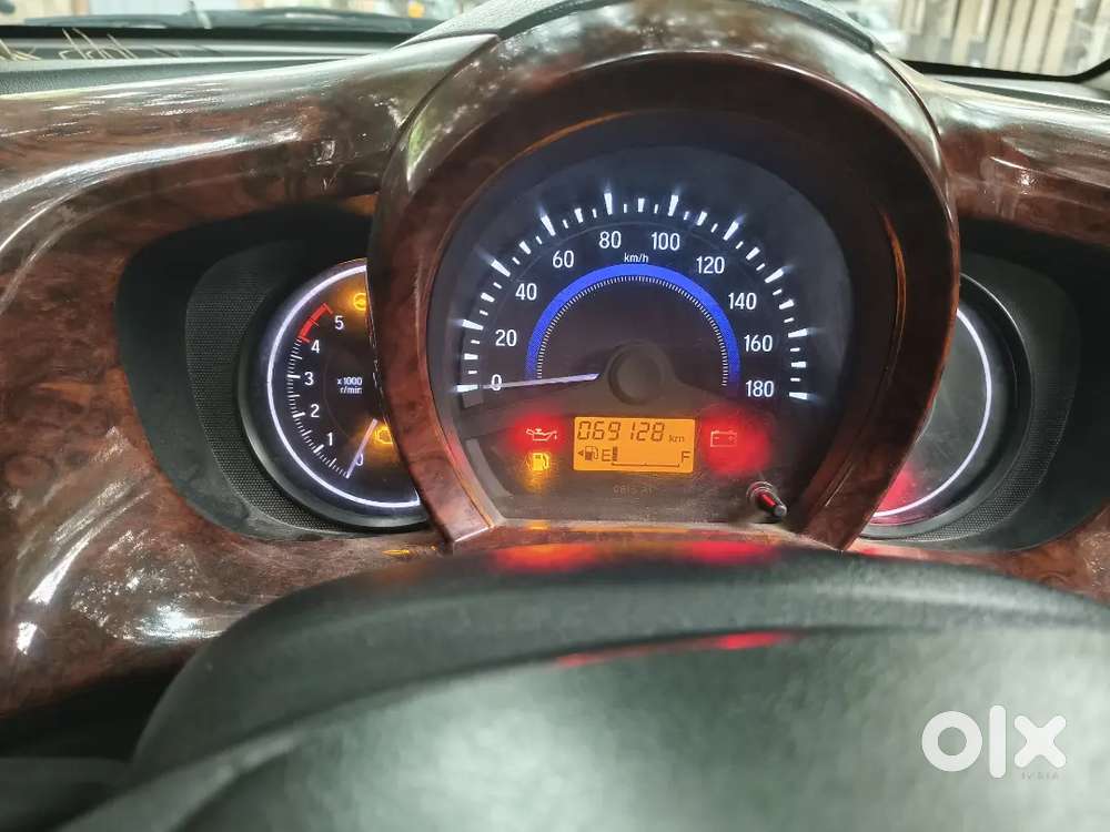Honda Amaze 1.5 Vx 2016 We'll Maintain Car