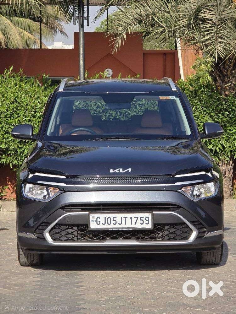 Kia Carens, 2025, Petrol