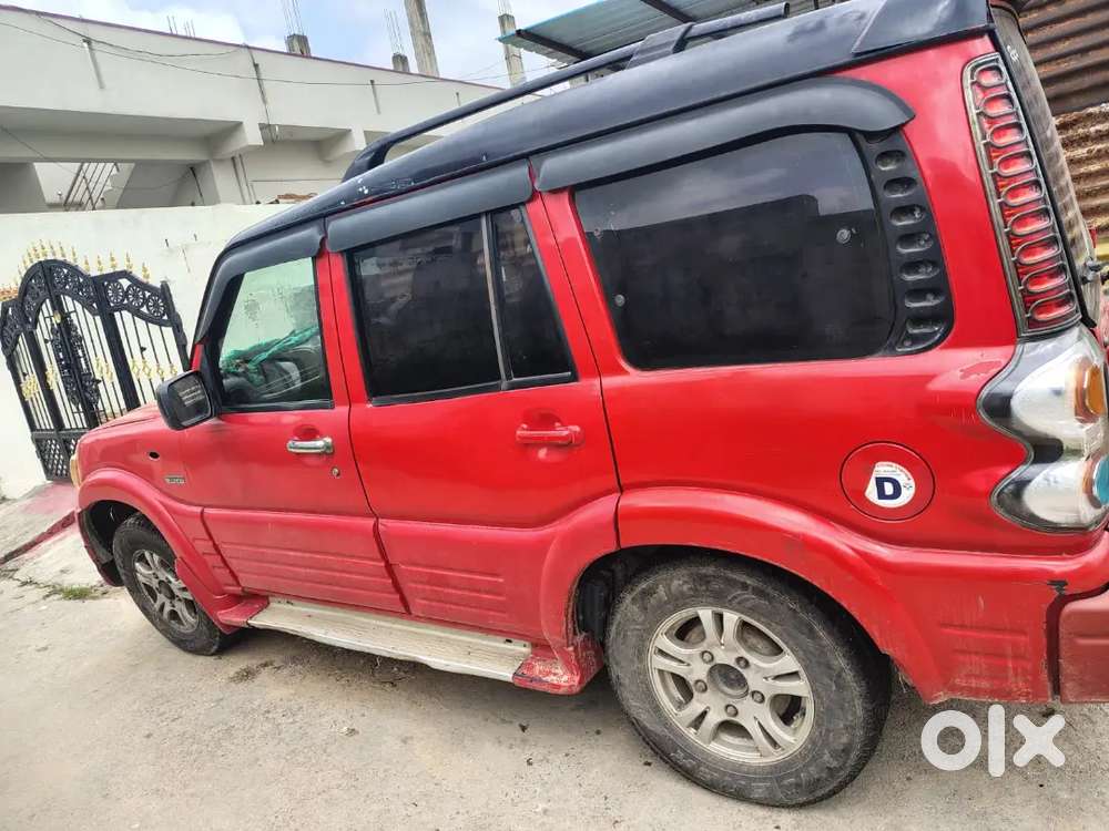 Mahindra Scorpio 2006