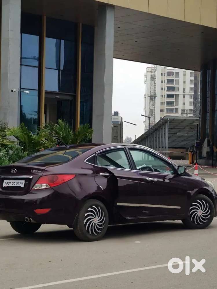 Hyundai Verna 2012 Petrol Well Maintained