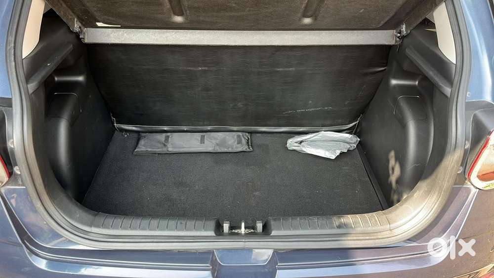 Hyundai Venue 2020 Petrol Well Maintained