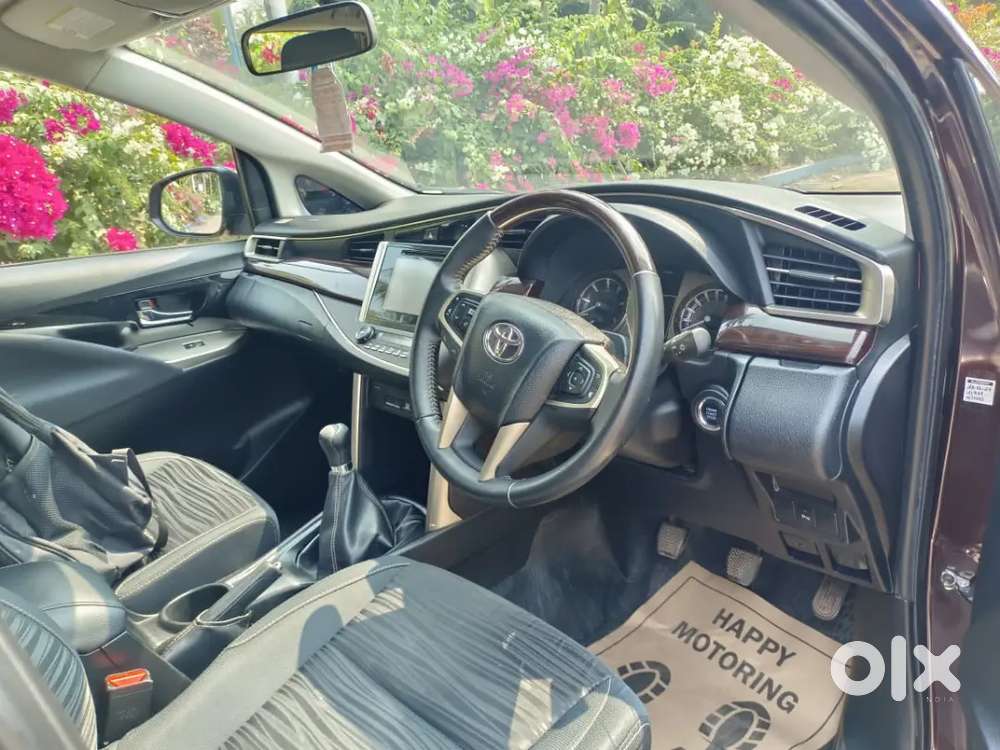 Toyota Innova Crysta 2017 Diesel Well Maintained