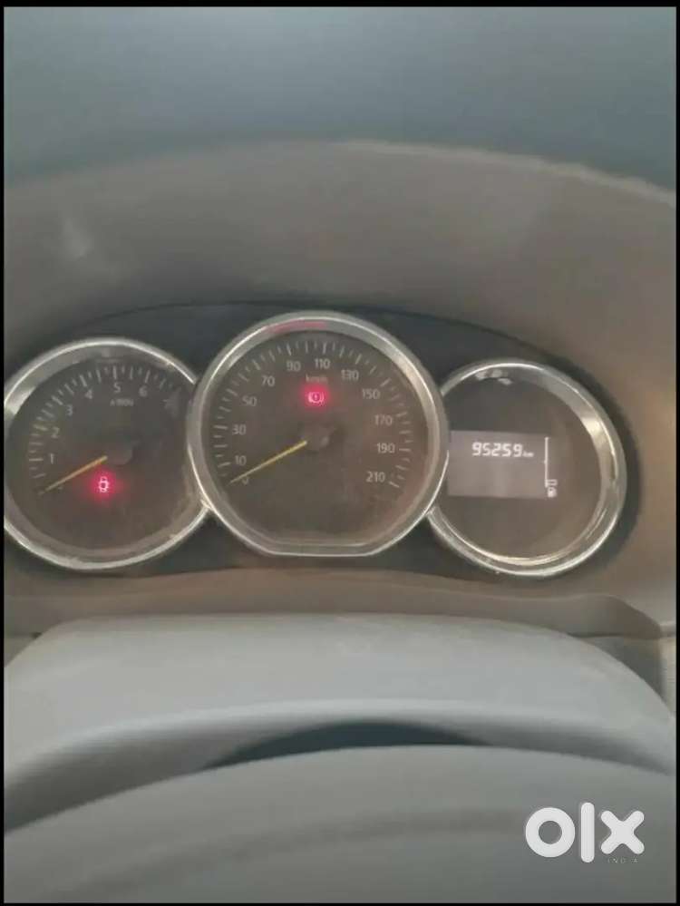 Renault Lodgy 2016 Diesel Well Maintained