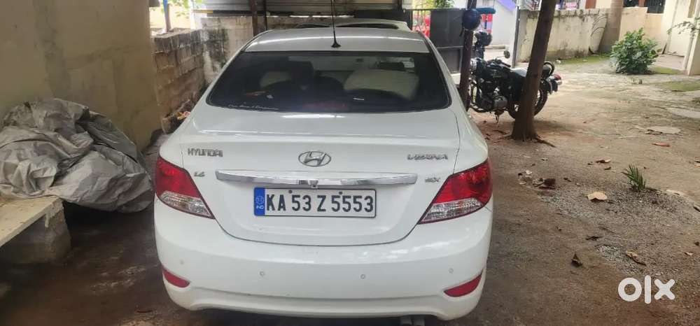 Hyundai Verna 1.6 Fluidic 2012