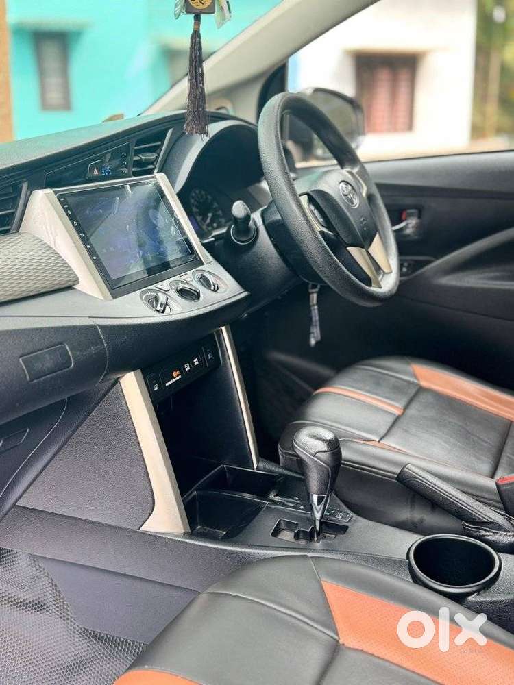 Toyota Innova Crysta 2.8 Gx At, 2016, Diesel