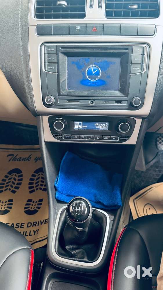 Volkswagen Polo Petrol 2016