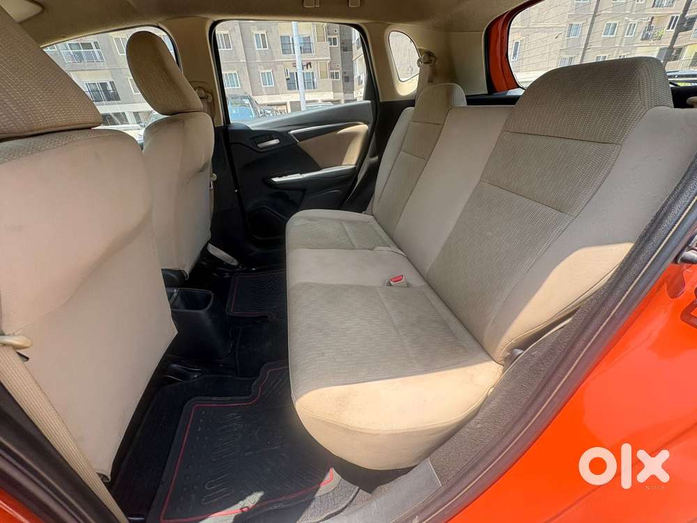 Honda Jazz 1.5 V I-dtec Mt, 2015, Diesel