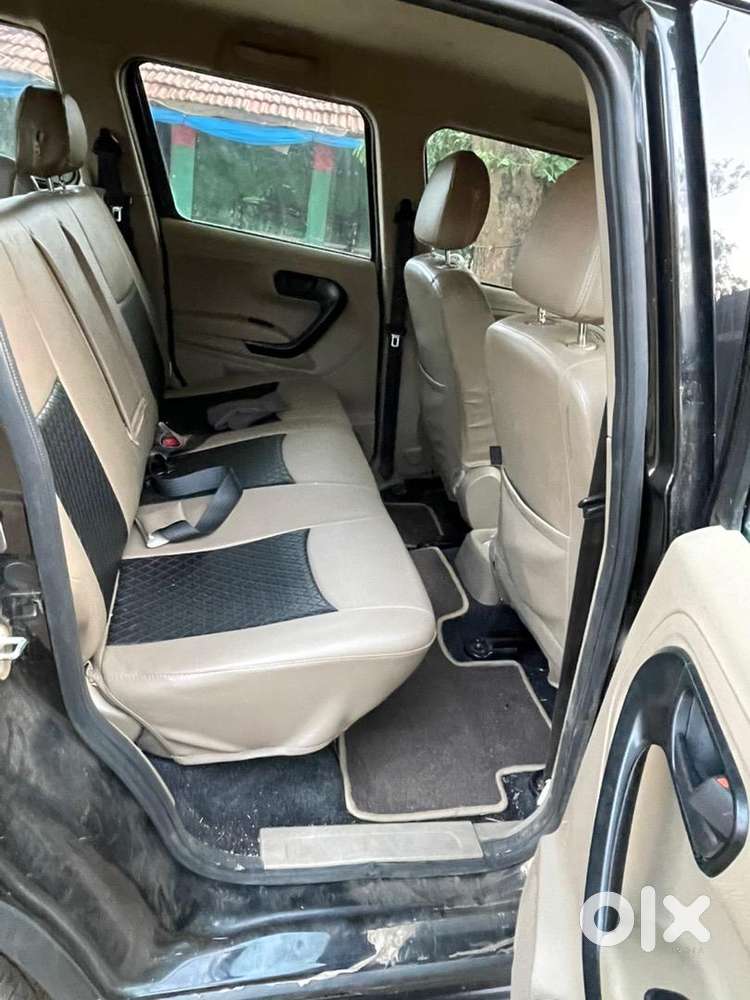 Mahindra Bolero Neo N8 Black 2024  10,000 Km  Single Owner
