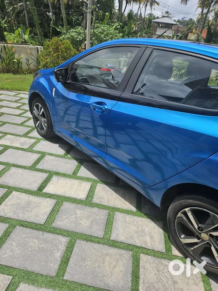Tata Altroz Xz 1.2 Petrol 2021  Only 15k Km  Excellent Condition