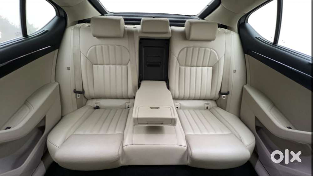 Skoda Superb Lk 1.8 Tsi At, 2018, Petrol