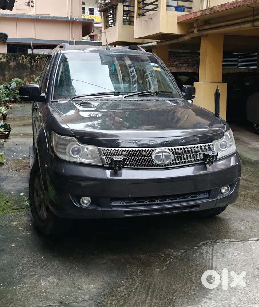 Tata Safari Storme 2015 Diesel Manpual With Low Kms