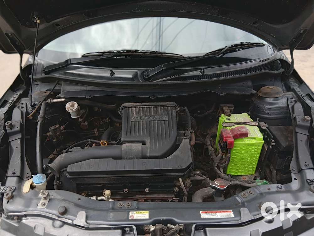 Maruti Suzuki Swift Vxi + Manual, 2015, Petrol