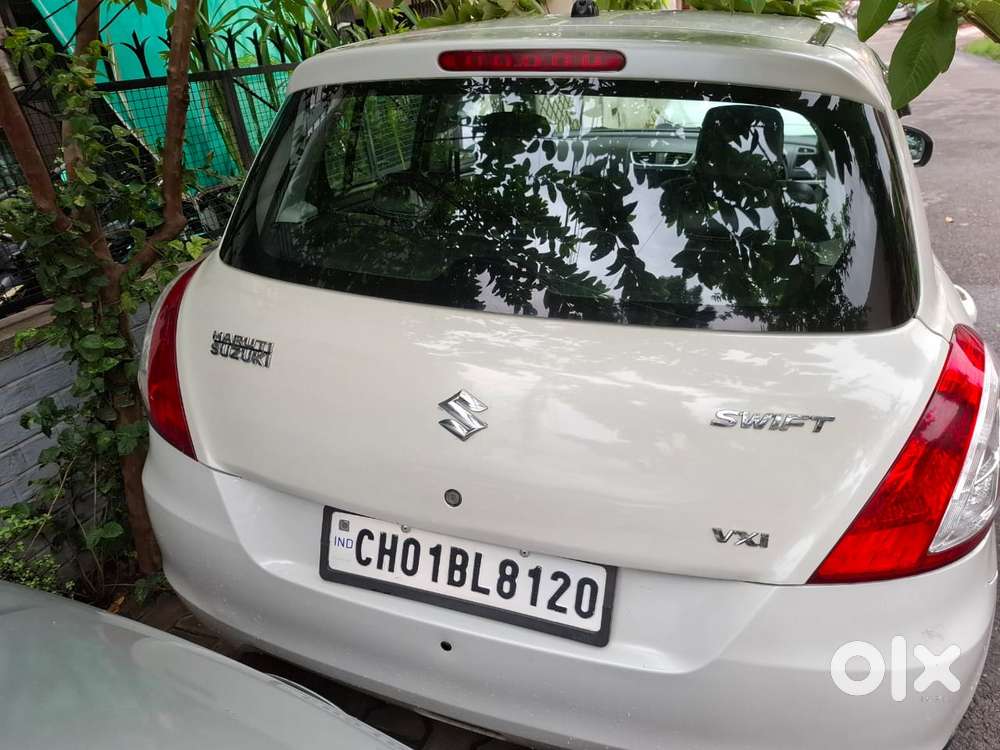Maruti Suzuki Swift Vxi Optional, 2017, Petrol