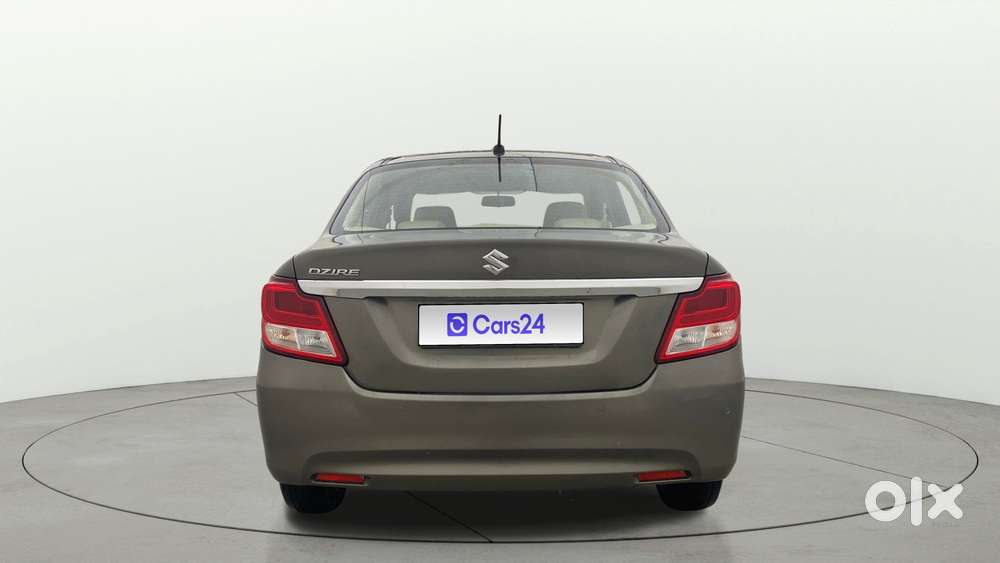 Maruti Suzuki Swift Dzire Amt Zxi, 2022, Petrol