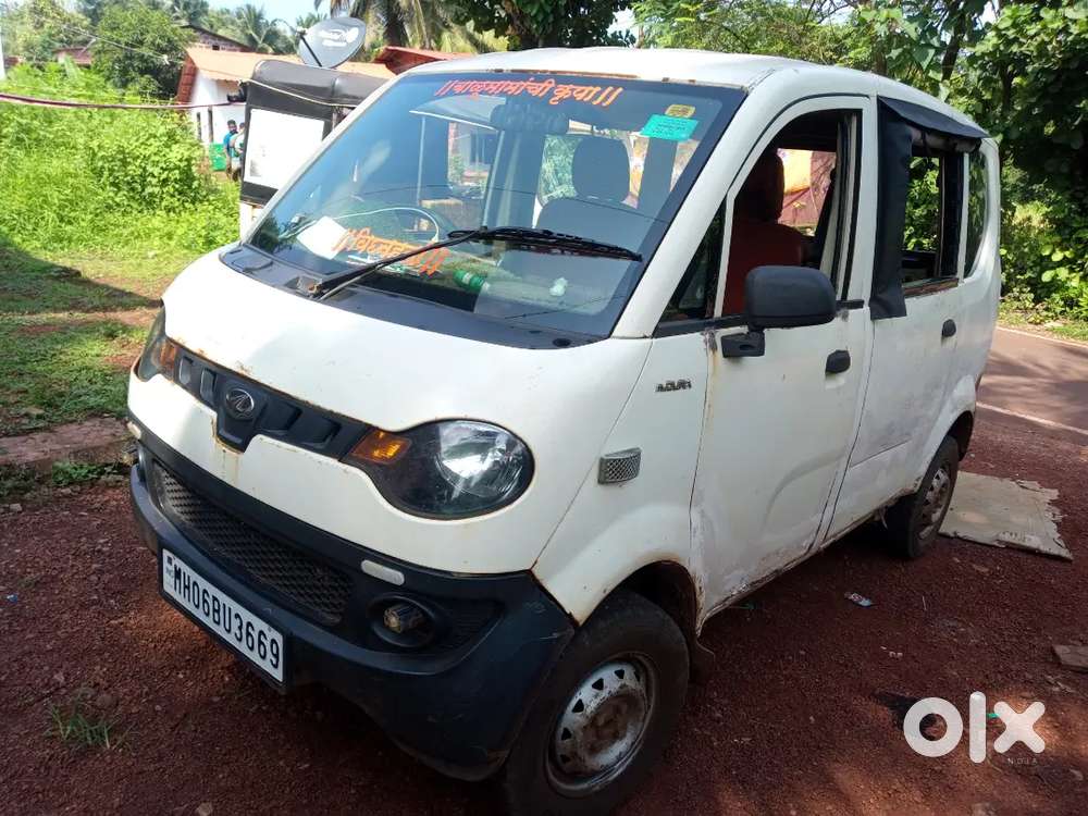 Mahindra Jeeto Minivan
