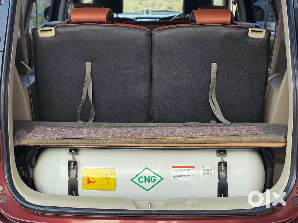 Maruti Suzuki Ertiga 2022-2023 Vxi Cng, 2022, Cng & Hybrids