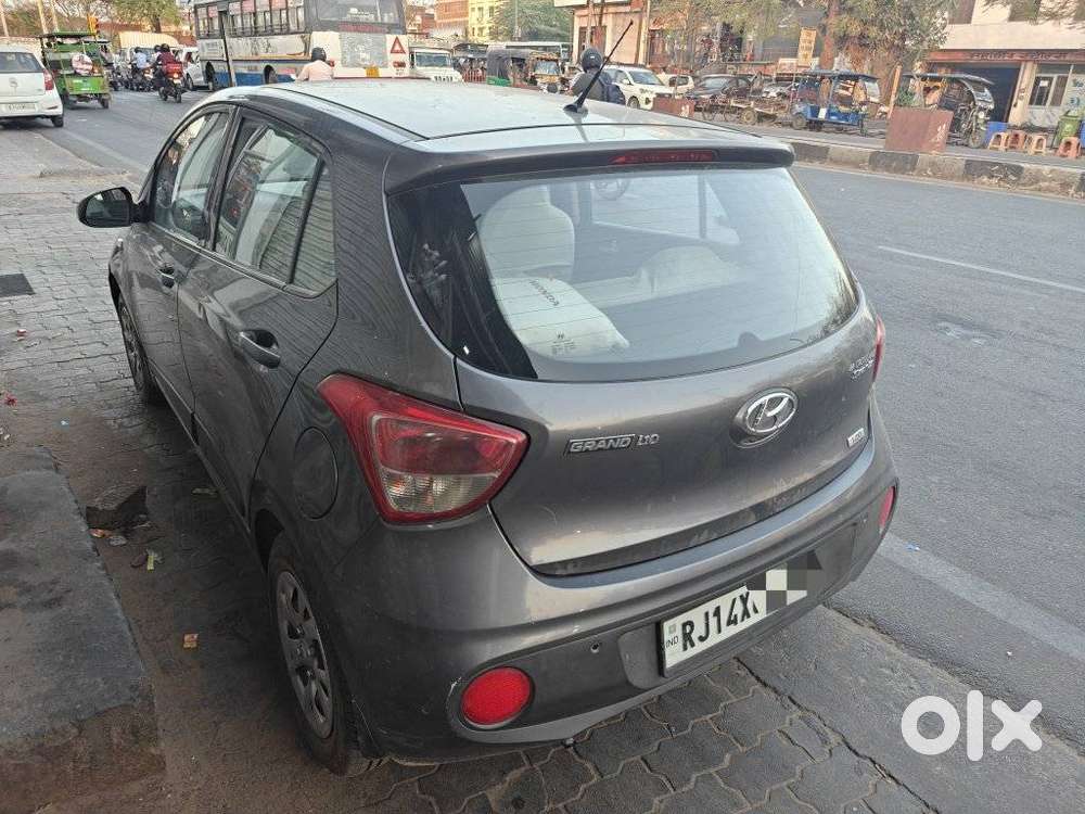 Hyundai Grand I10 1.2 Crdi Sportz, 2017, Diesel