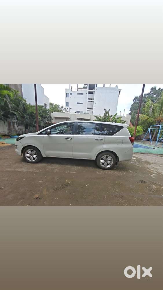 Toyota Innova Crysta 2.8 Zx At 7 Seater, 2017, Diesel