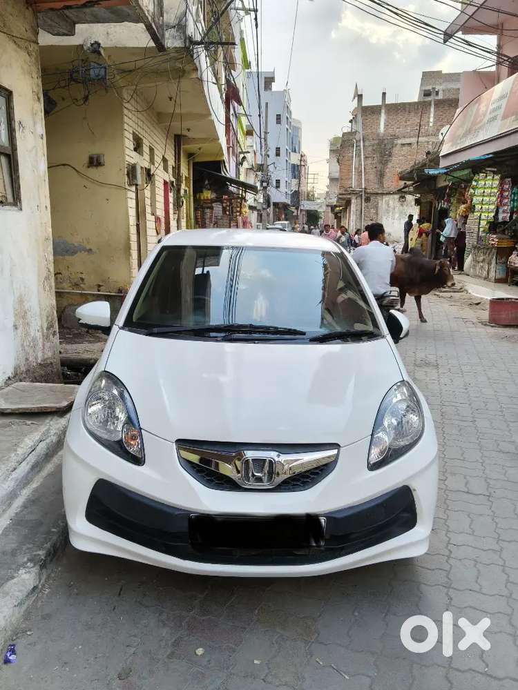Honda Brio 2013 Petrol Well Maintained