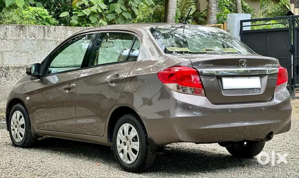 2015 Honda Amaze S Petrol