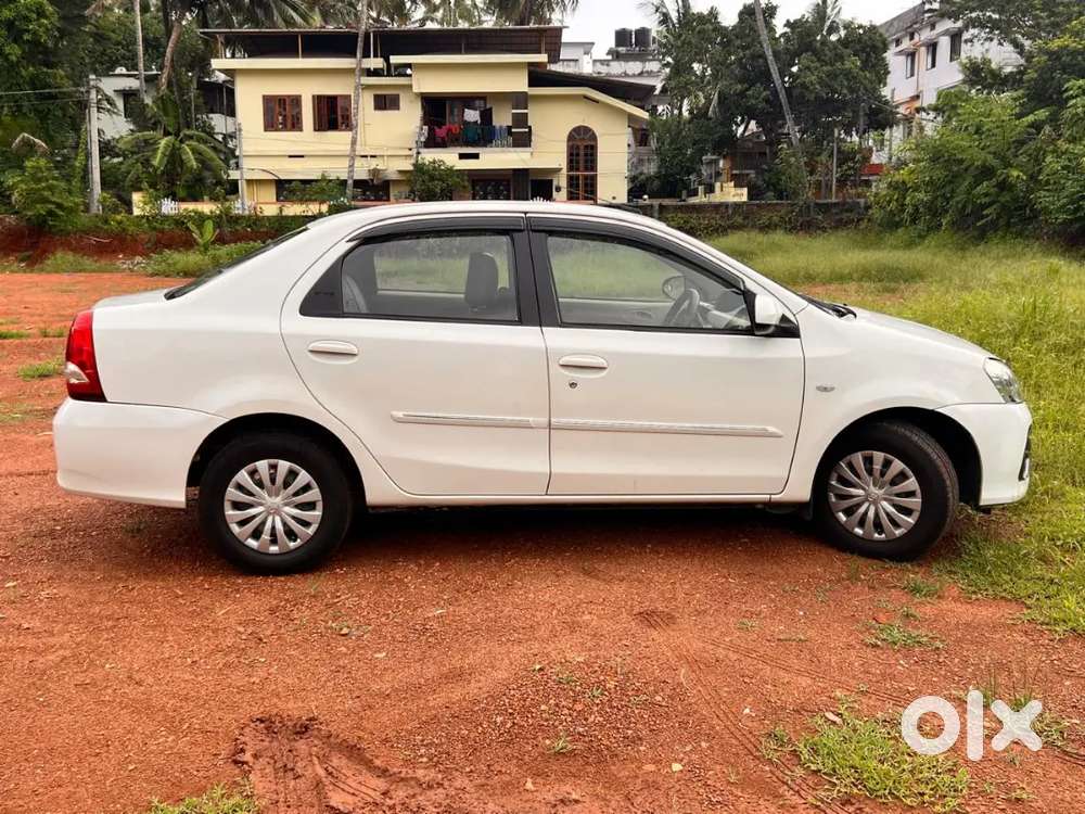 Toyota Etios 2017 Petrol Well Maintained