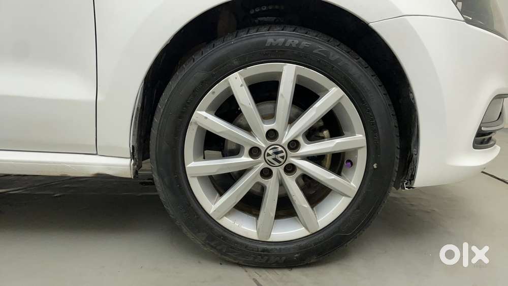 Volkswagen Polo Petrol Highline 1.2l, 2017, Petrol