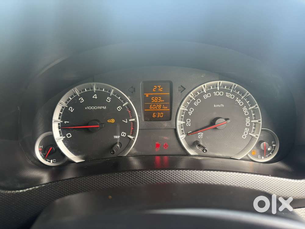 Maruti Suzuki Swift Zxi Plus Dual Tone, 2015, Petrol