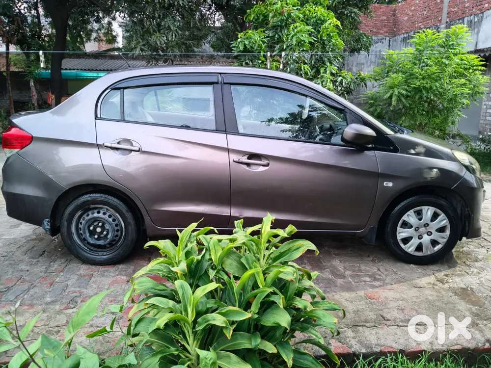 Honda Amaze 2nd Gen 2013 Petrol 120000 Km Driven