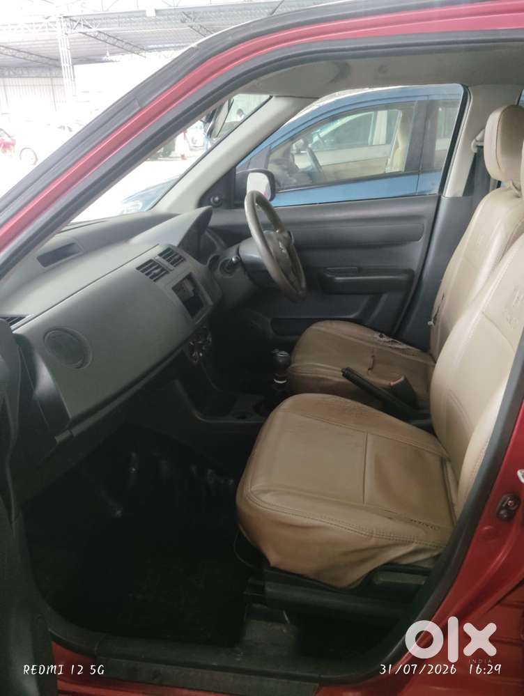 Maruti Suzuki Swift Lxi Bsiii, 2009, Petrol