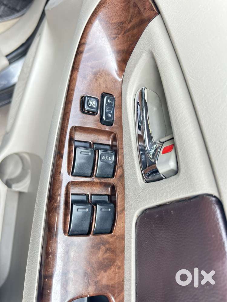 Toyota Innova 2.5 V 8 Str, 2014, Diesel