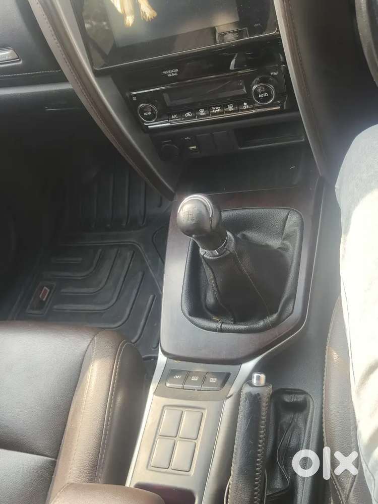 Toyota Fortuner 2018 Variant