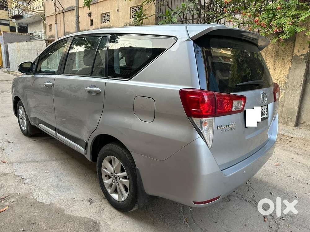 Toyota Innova Crysta [2020-ongoing] 2.4 Gx At 7 Str, 2019, Diesel