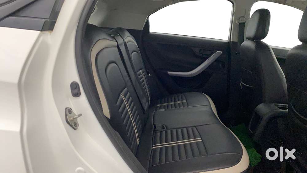 Tata Nexon 1.2 Revotron Xm (s), 2022, Petrol