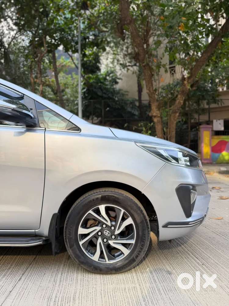 Toyota Innova Crysta 2.4 G Mt 7 Str, 2021, Diesel