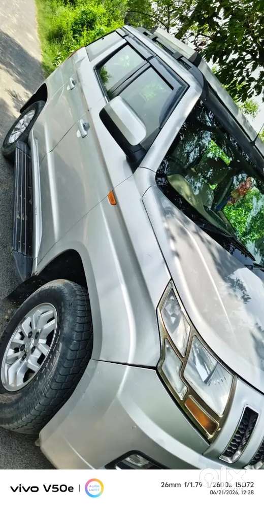 Mahindra Tuv 300 2016