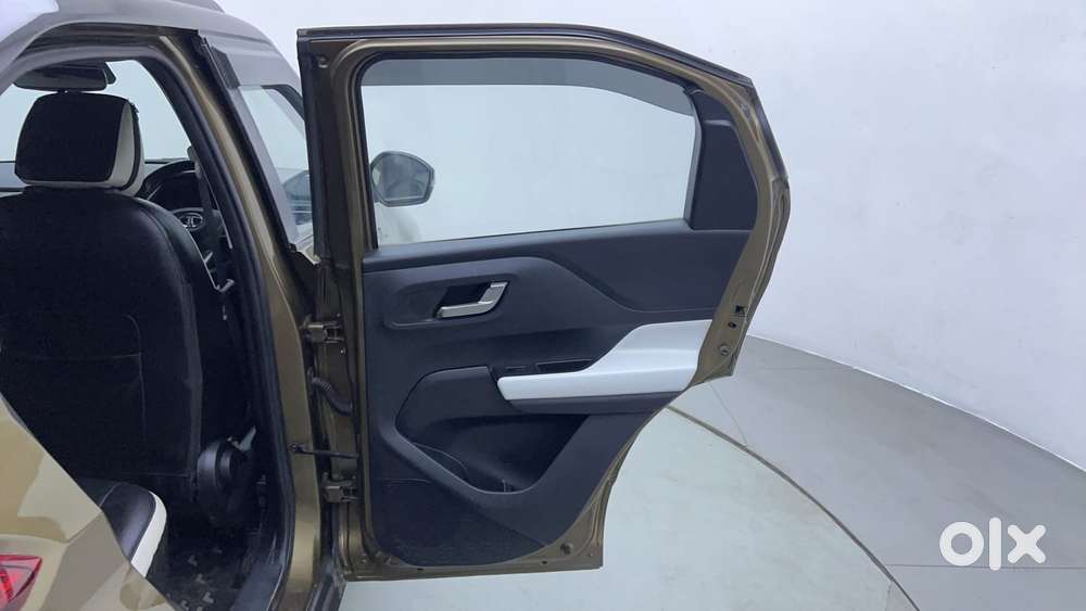 Tata Punch 1.2 Revotron Creative Dual Tone, 2021, Petrol