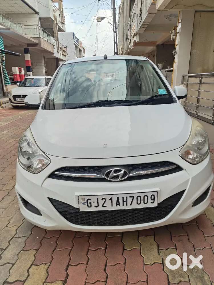 Hyundai I10 Sportz 2012 Petrol