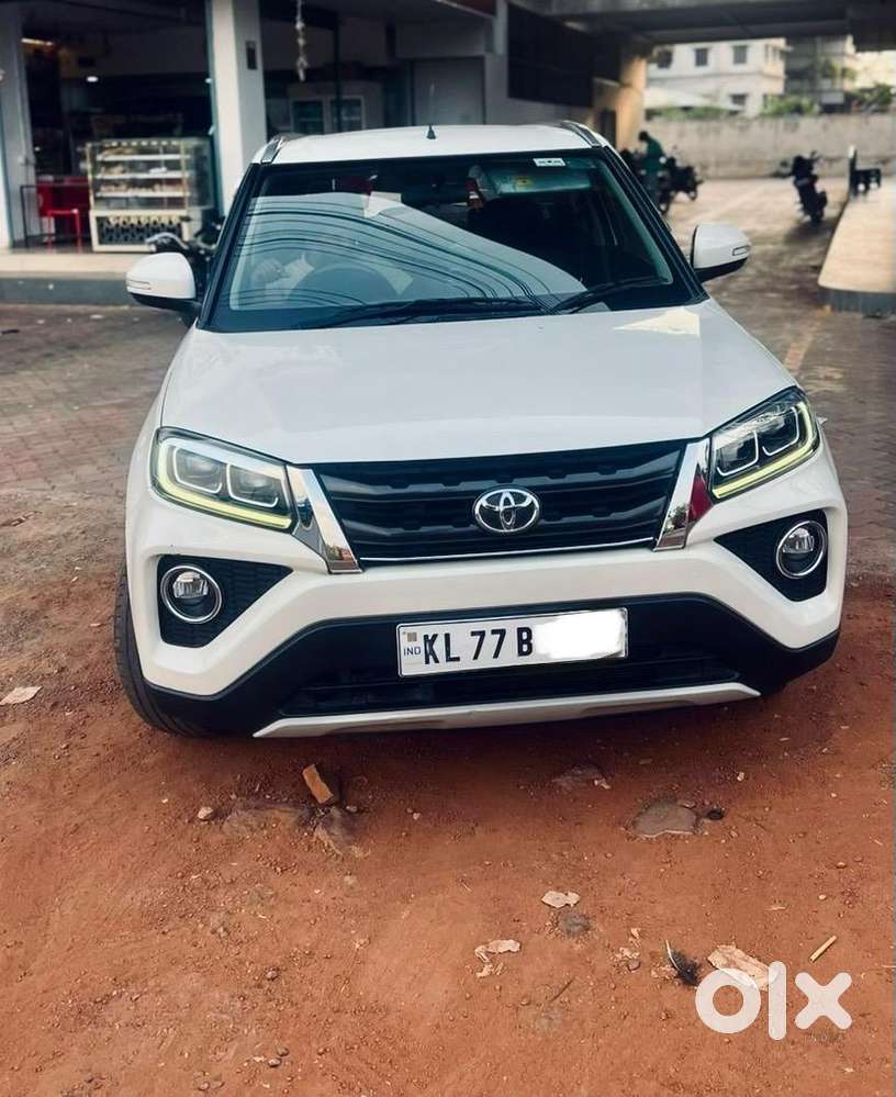 Toyota Urban Cruiser 2022 Petrol Well Maintained