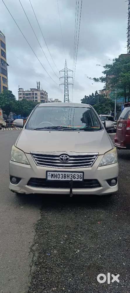 Toyota Innova 2012 Diesel Well Maintained