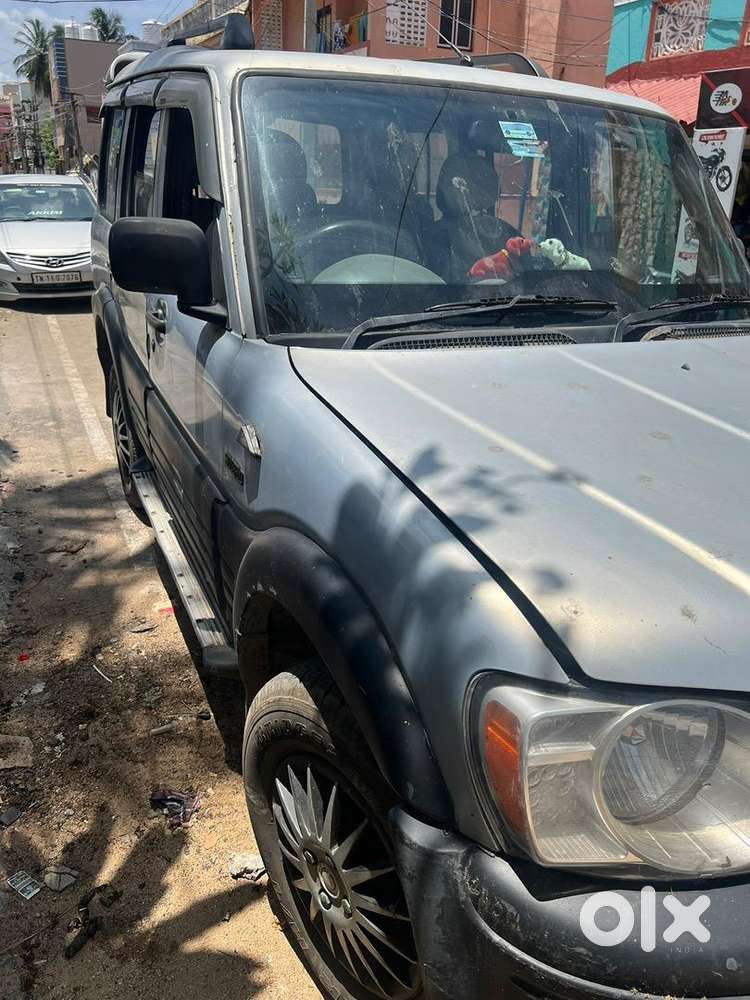 Mahindra Scorpio 2003