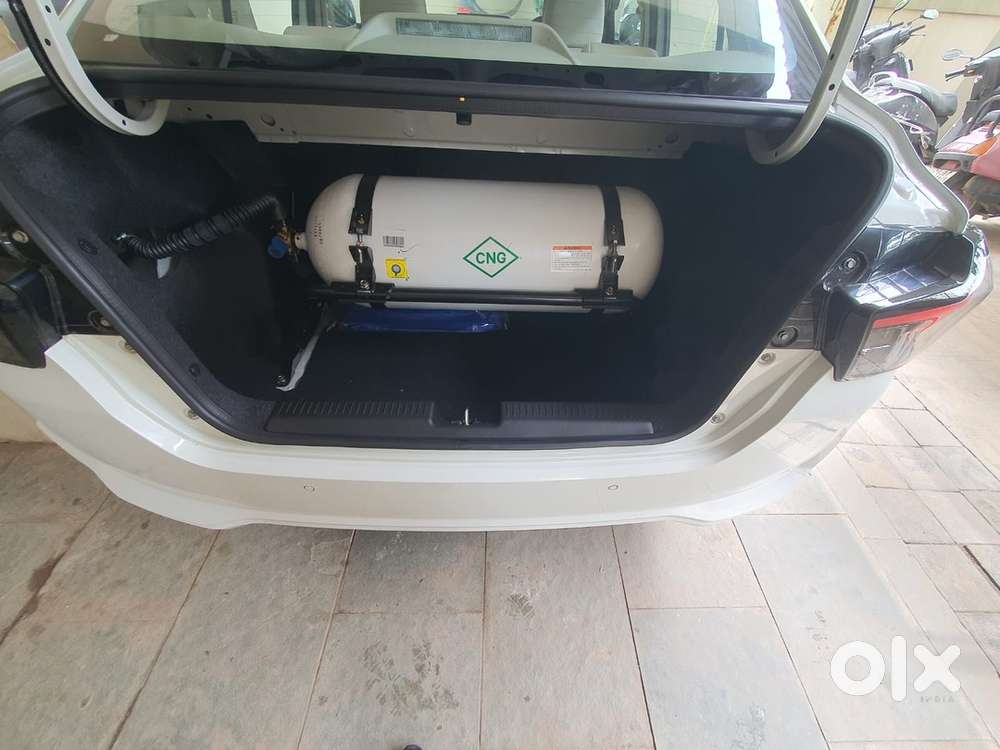 Maruti Suzuki Dzire 2025